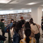 第二次工作坊（25/2/2023）在香港中文大學香港文學特藏舉行，由館員兼校友陳澤霖先生作導賞。